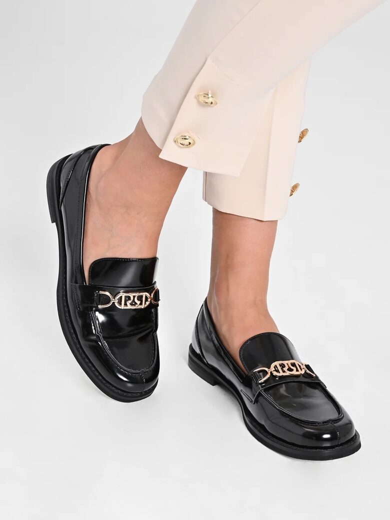 Rinascimento elegáns fekete cipő 37,39