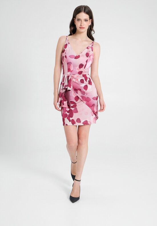 Rinascimento csinos nőies szabású ruha 