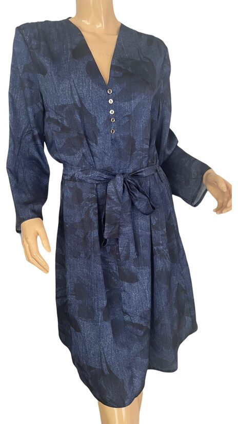 Rinascimento farmer hatású, vékony anyagú női ruha