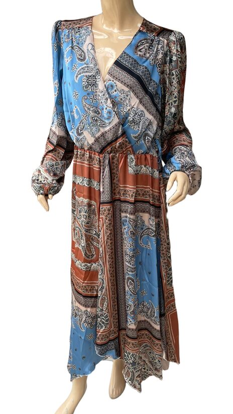 Rinascimento felül átlapolt mintás női ruha