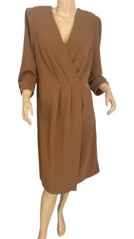 Rinascimento átlapolt csinos barna alkalmi női ruha 