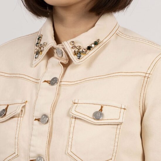 Rinascimento ekrü női farmering kövekkel 