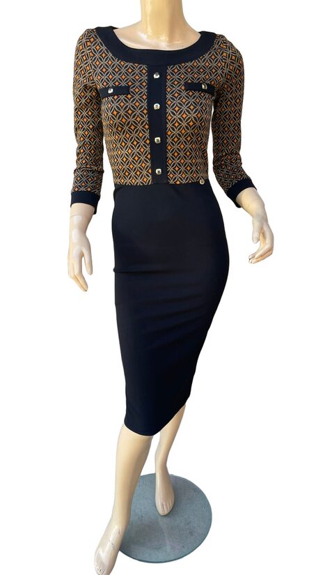 Rinascimento csinos testhezálló női ruha 