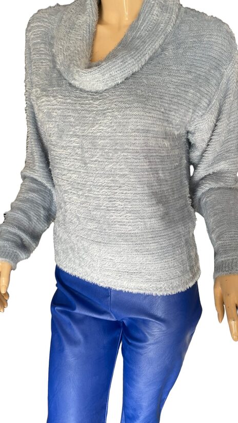 Rinascimento pihe-puha meleg női pulóver 