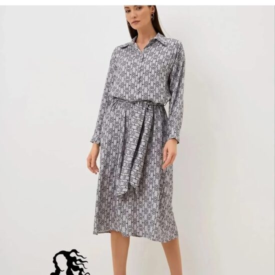 Rinascimento csinos monogramos női ingruha